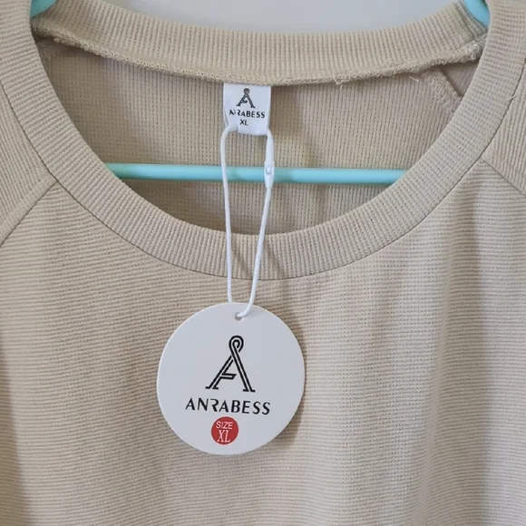 Women's Cream Sweatshirt - Picture 2 of 8